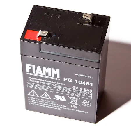 6V 4.5 Ah sealed lead-acid battery