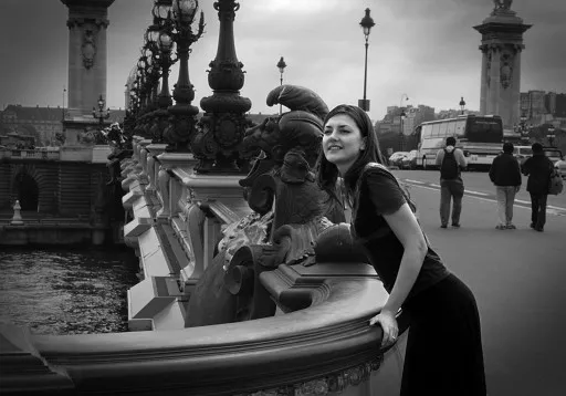 Daria on the bridge, Paris