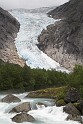 Glacier_and_river